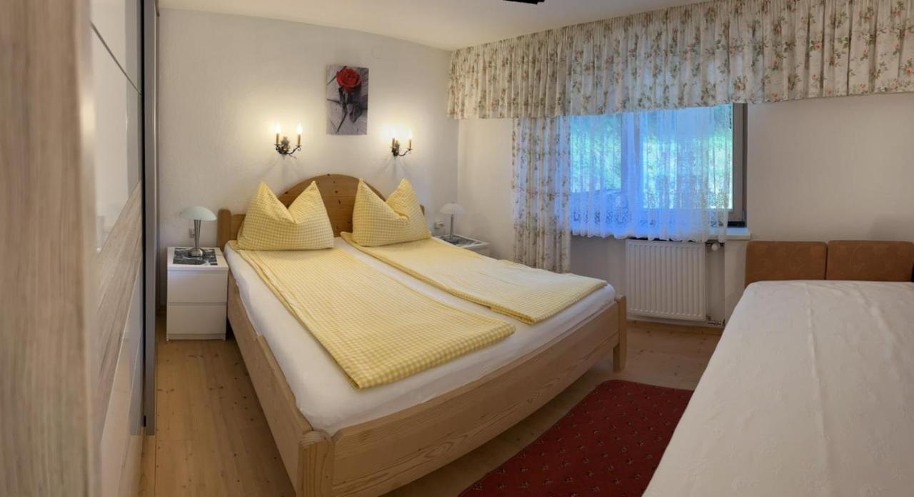 Haus Waldrand Lägenhet Oberndorf in Tirol Exteriör bild