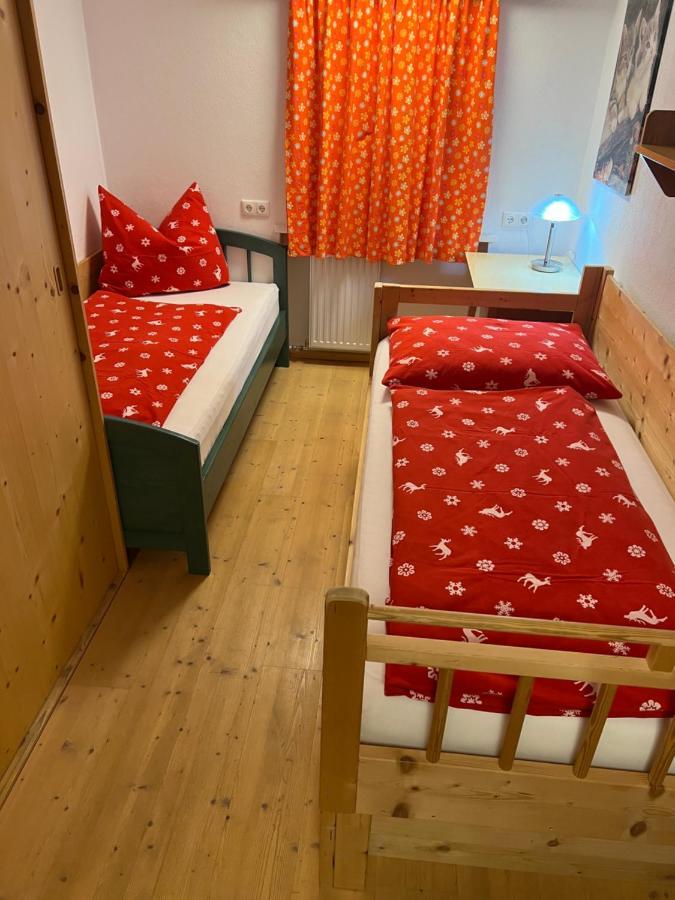 Haus Waldrand Lägenhet Oberndorf in Tirol Exteriör bild