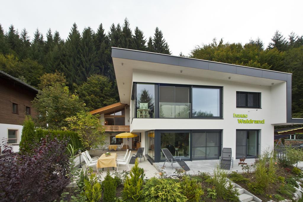 Haus Waldrand Lägenhet Oberndorf in Tirol Exteriör bild